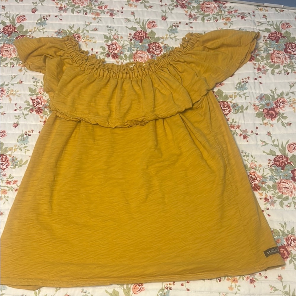Matilda Jane Mustard Top Size Medium